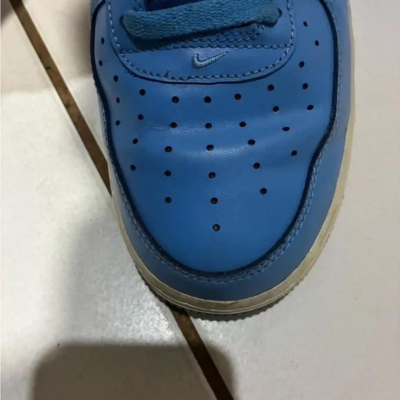 Nike Air Force 1 Blue and White Sneakers - Picture 10 of 10